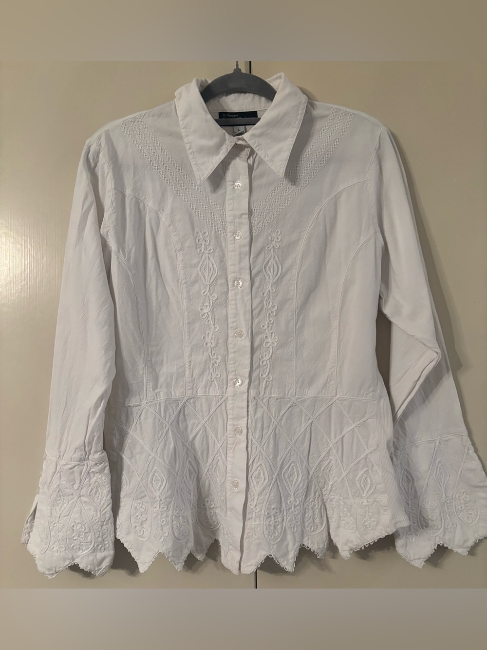 White Embroidered Button-Down Shirt with Scalloped Hem